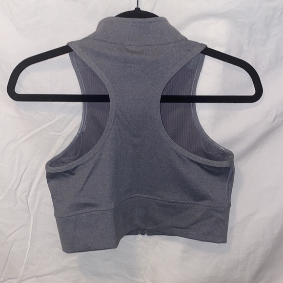 SASKI - zip front sports bra Grey M - Picture 3 of 9